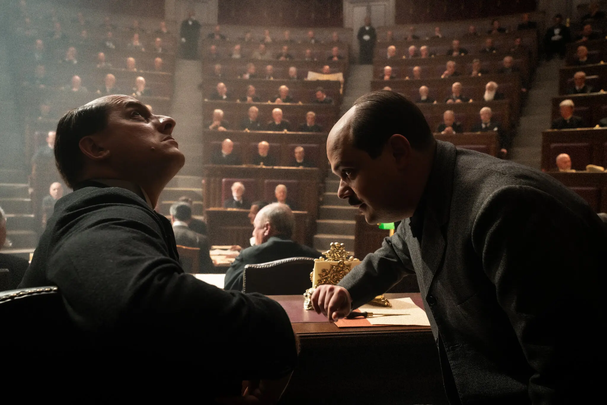 Теледрама про Муссоліні: історія популізму, яка звучить як попередження сьогоденню